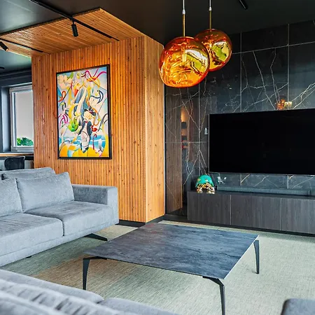 Penthouse Standing A Apartment Ath