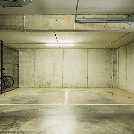 Penthouse Standing A Apartment Ath