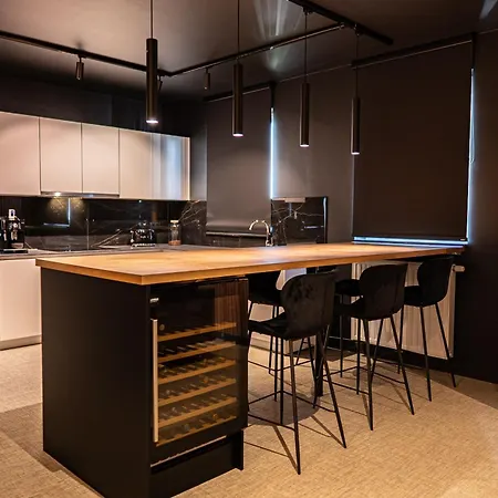 Penthouse Standing A Apartment Ath