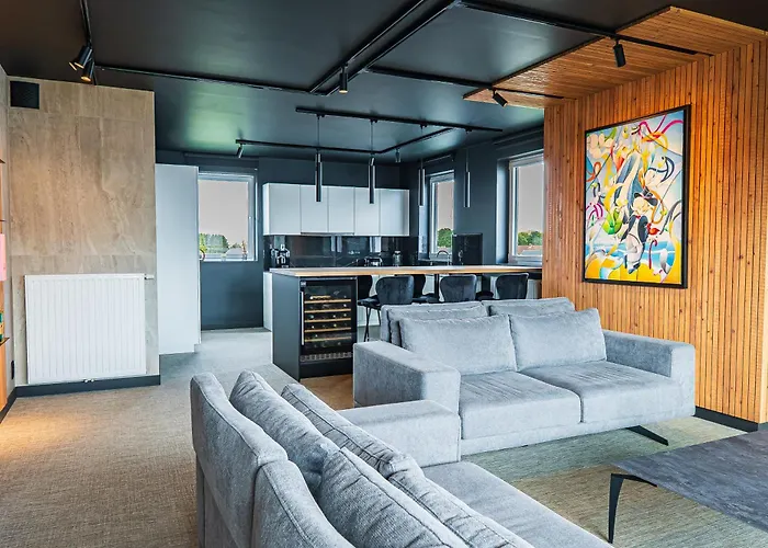 Penthouse Standing A * Aat